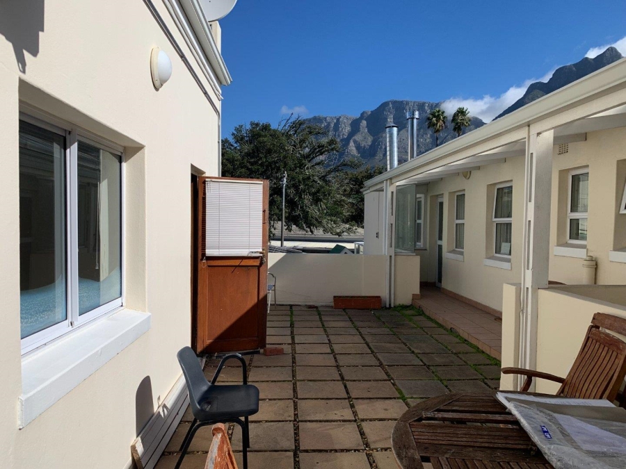 To Let Commercial Property for Rent in Rondebosch Western Cape